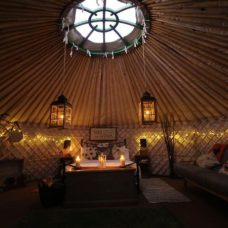 Отель Glamping On The Hill Mells Экстерьер фото