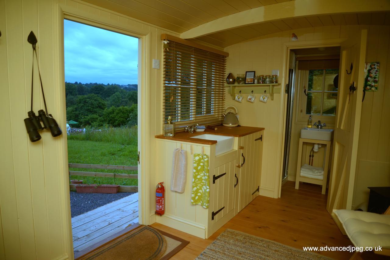 Отель Glamping On The Hill Mells Экстерьер фото